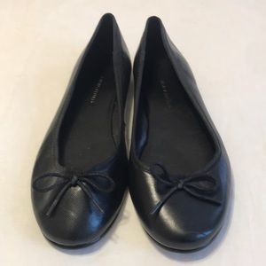 New Banana Republic Black Ballerina Flats - Excellent condition! 💫